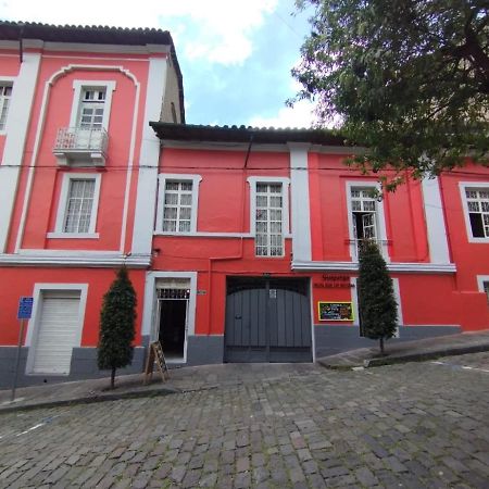 Hostal La Guayunga Rooftop Quito Exterior foto